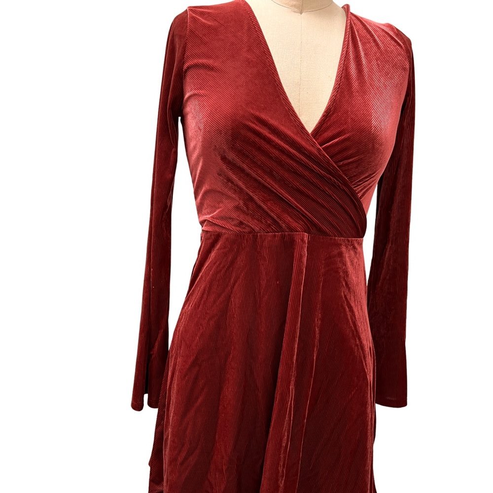 Express// Velvet dress // flare  sleeves // witchy dress